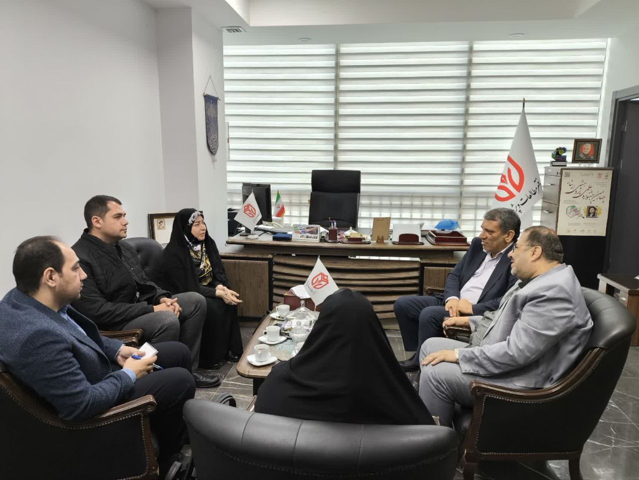 نشست هم‌اندیشی سرپرست پژوهشگاه زابل با مدیرکل دفتر مطالعات و پژوهش های بنیاد شهید و امور ایثارگران کشور 